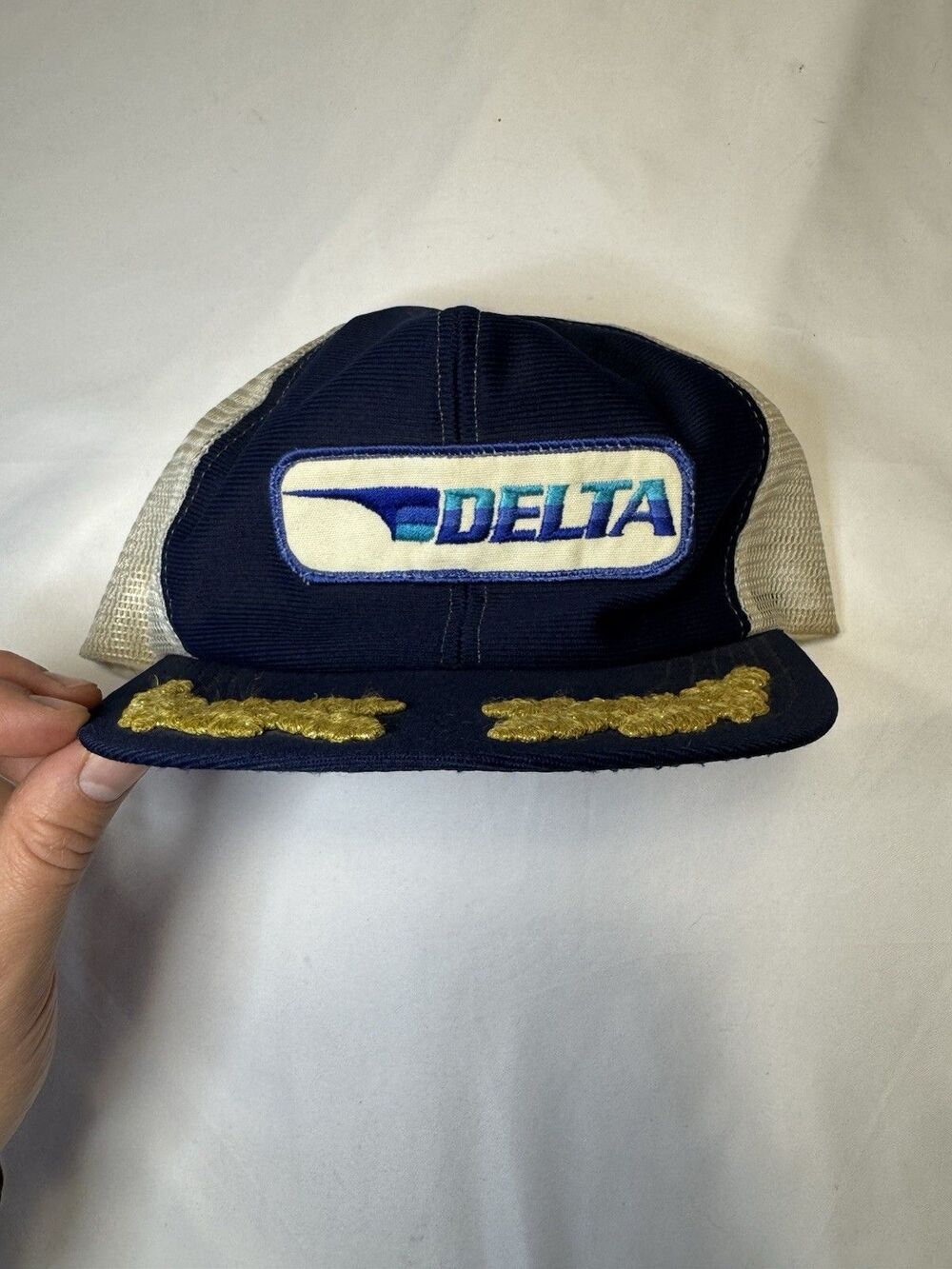 Vintage DELTA Patch Blue Snapback Adjustable Trucker Hat - Captain Pilot Wings